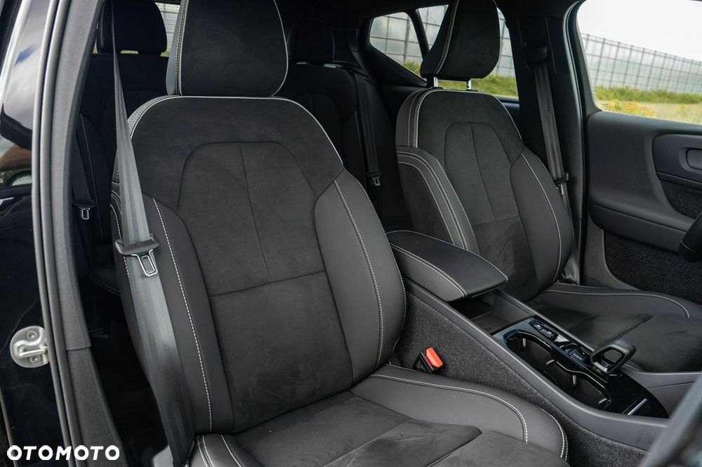 Volvo XC 40 - 28