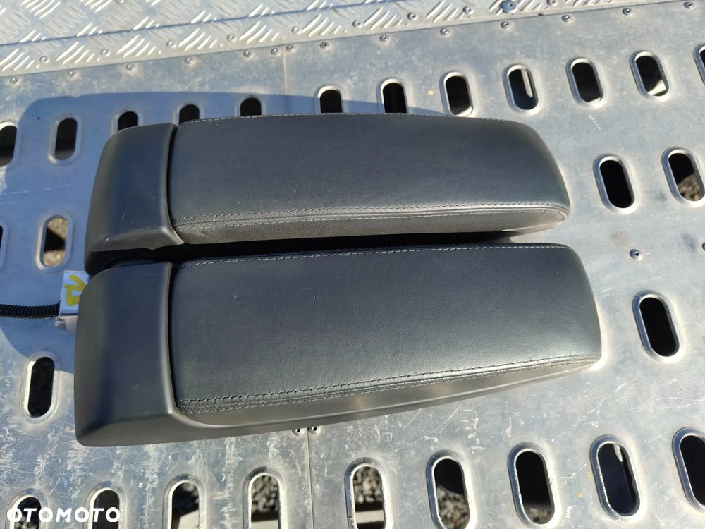 AUDI A8 D3 PODŁOKIETNIK Czarna Skóra Jak Nowa podwójny Idealny Stan - 2