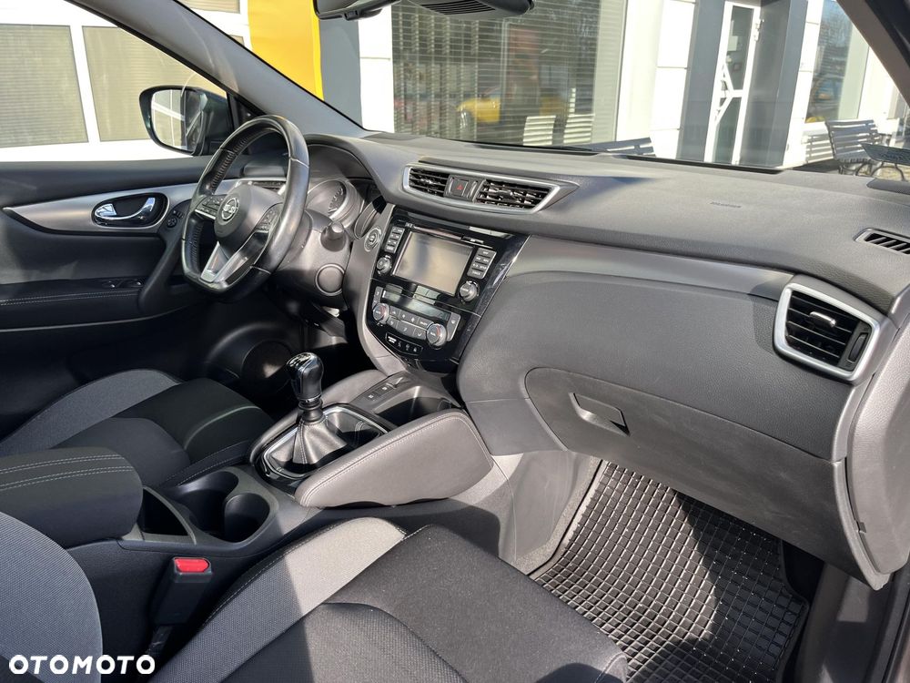 Nissan Qashqai 1.6 DIG-T N-Connecta - 20