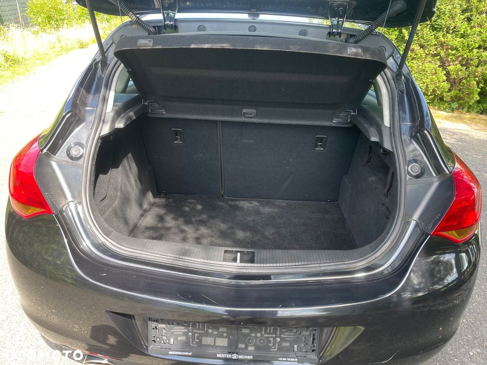 Opel Astra 1.4 Turbo Active - 10
