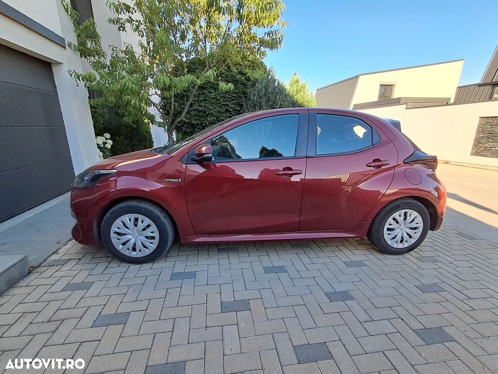 Toyota Yaris - 1