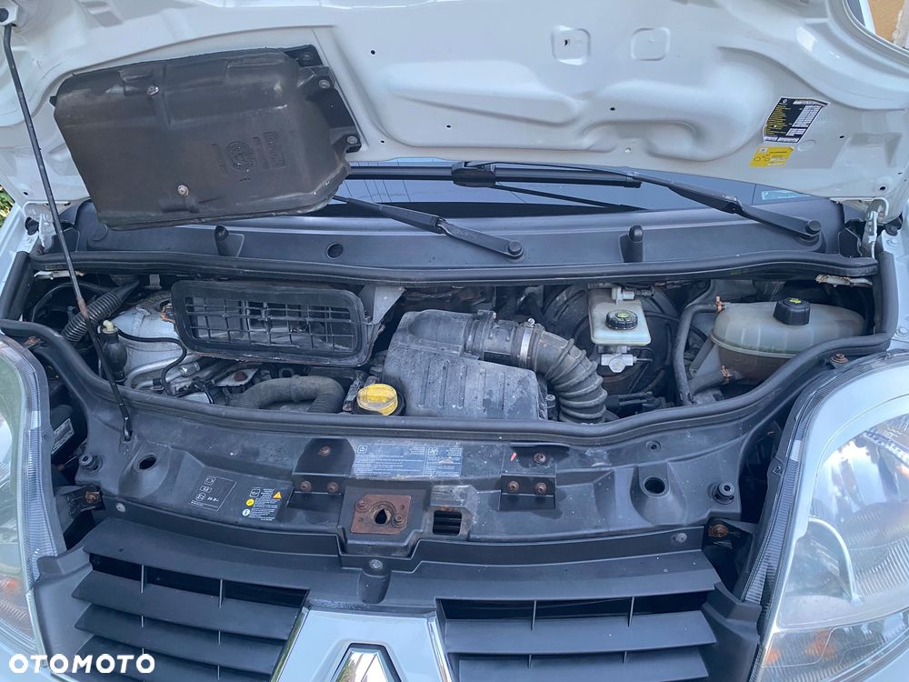Renault Trafic - 10