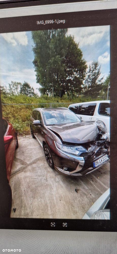 Mitsubishi Outlander 2.0 4WD - 12