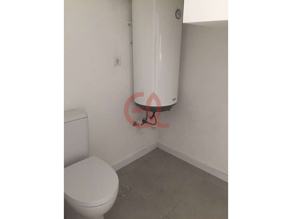 Apartamento T1 - Centro da Cidade - Viana do Castelo - Grande imagem: 4/9