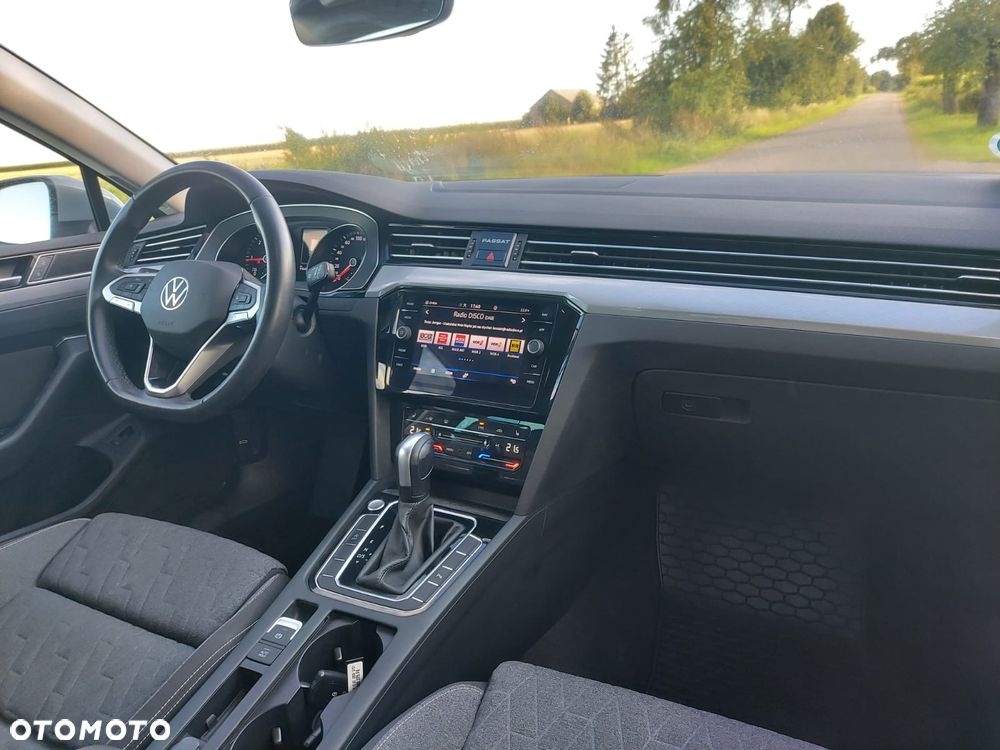 Volkswagen Passat 2.0 TDI SCR DSG Business - 16
