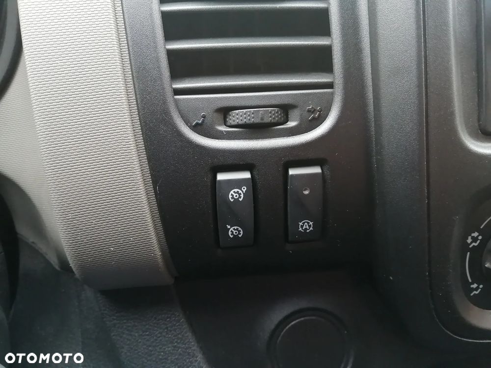 Renault Trafic Passenger 2,8t Pack Clim - 19