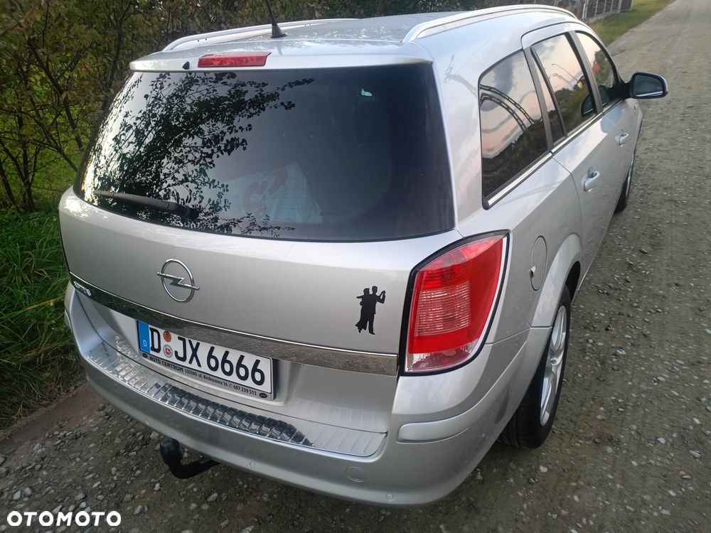 Opel Astra 1.6 Caravan NAVI - 7