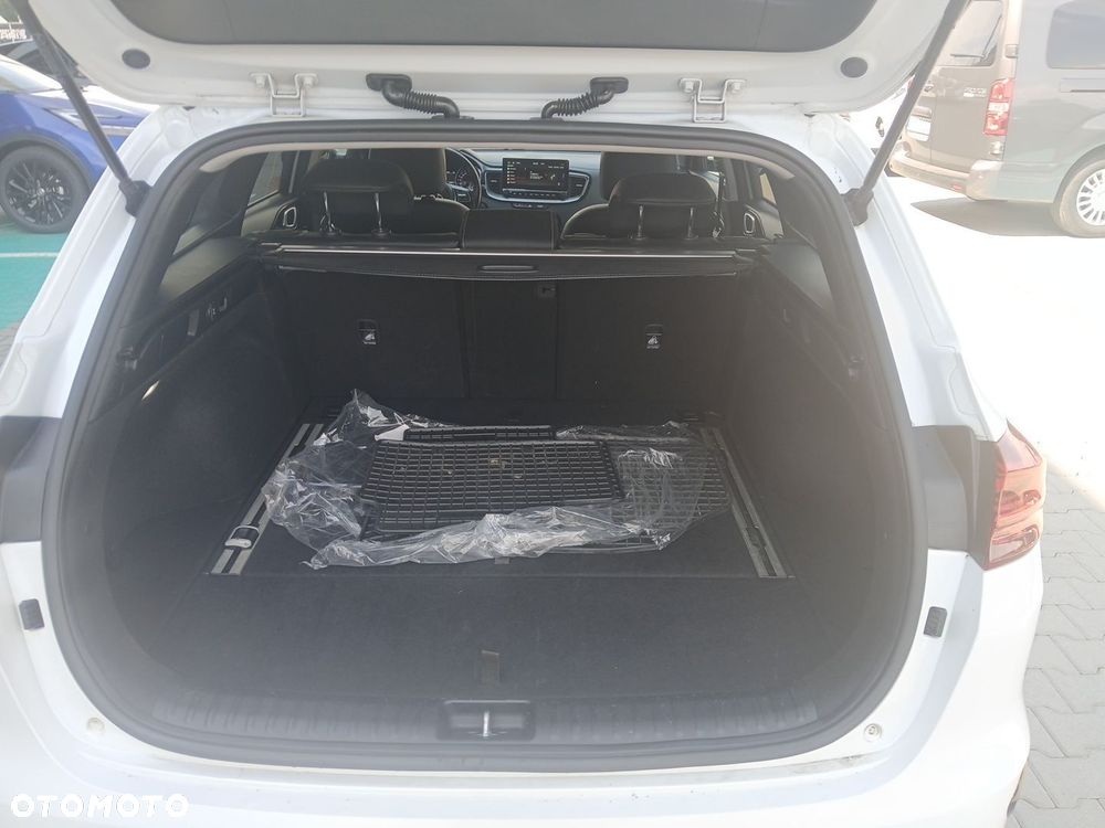 Kia Ceed 1.4 T-GDI L DCT - 13