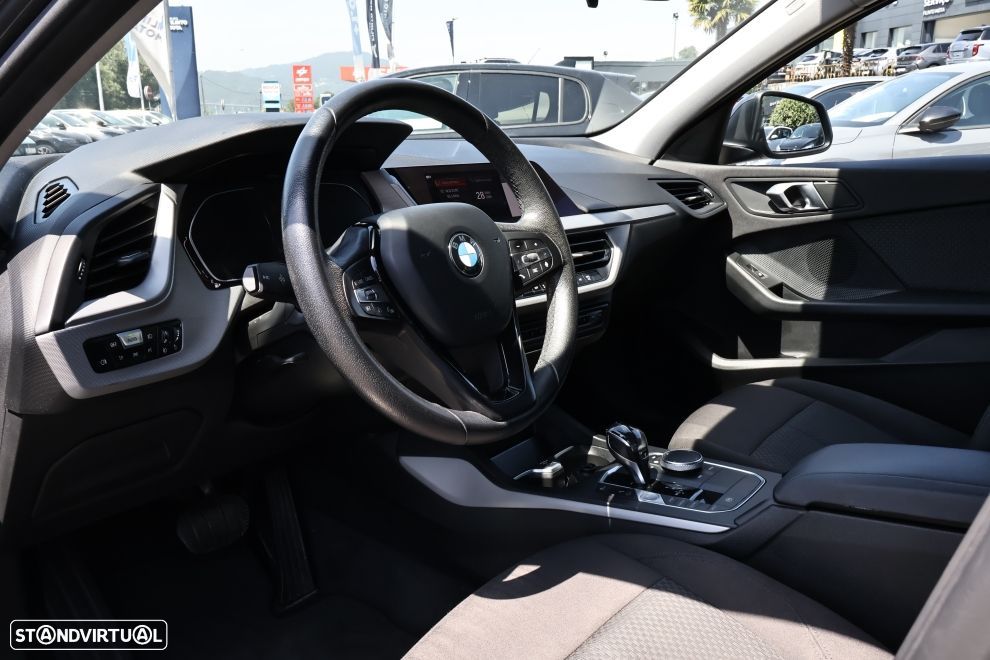 BMW 118 i Auto - 14