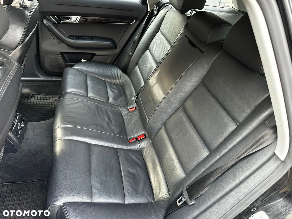 Audi A6 Allroad - 12