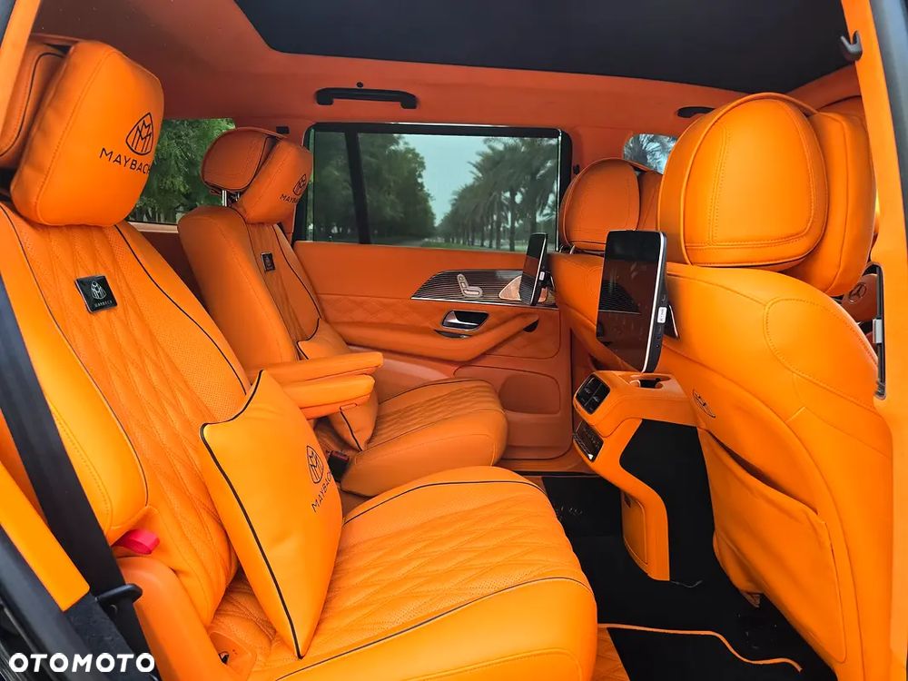 Mercedes-Benz GLS - 16