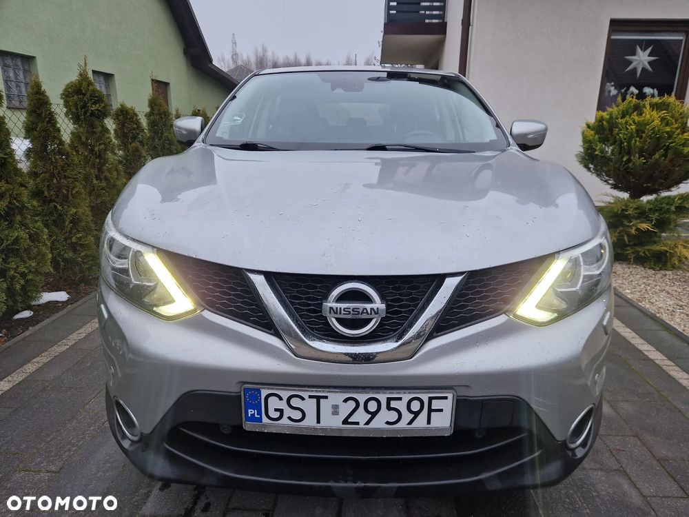 Nissan Qashqai - 2