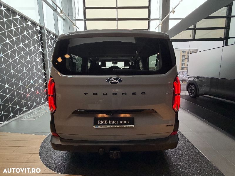 Ford Tourneo Custom - 7