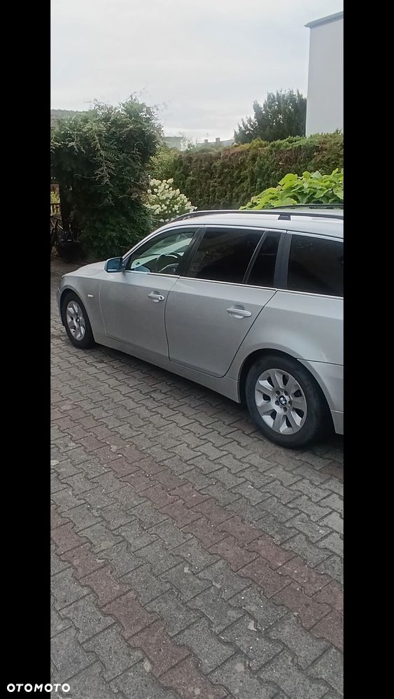 BMW Seria 5 525i Touring - 6