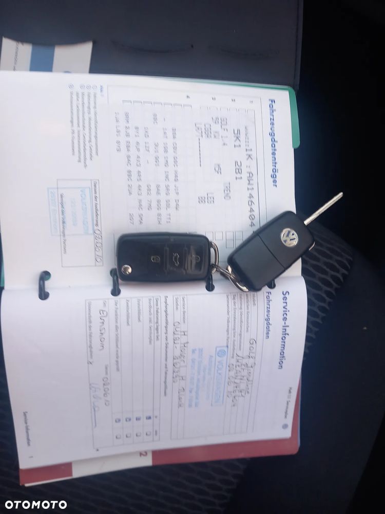 Volkswagen Golf - 37