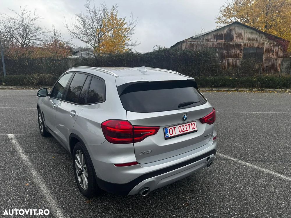 BMW X3 xDrive20i AT xLine - 4