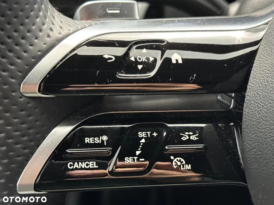 Mercedes-Benz CLA 200 AMG Line 7G-DCT - 15