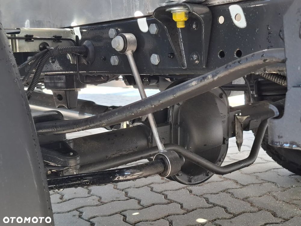 Iveco 35S21HA8, autolaweta - 8