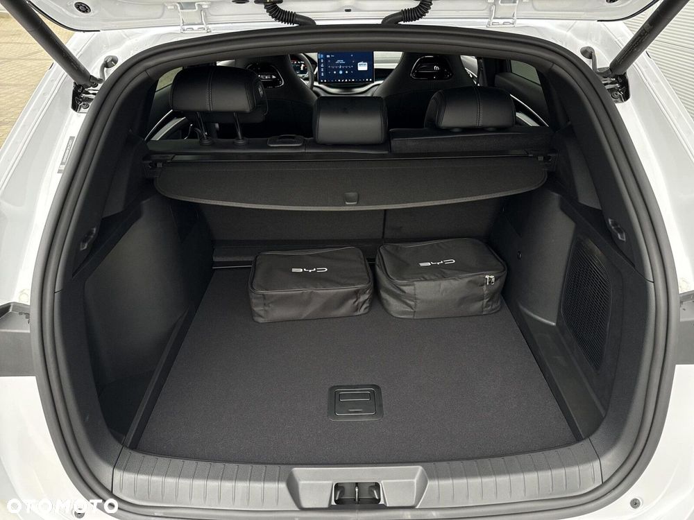 BYD Seal U - 30