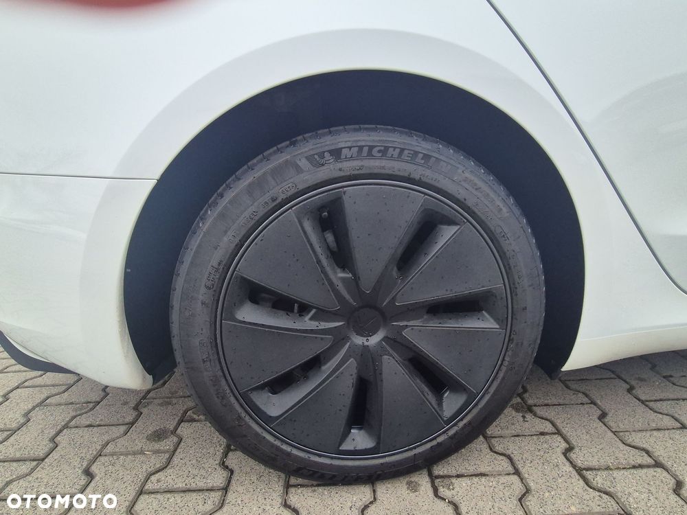Tesla Model 3 Long Range RWD - 11