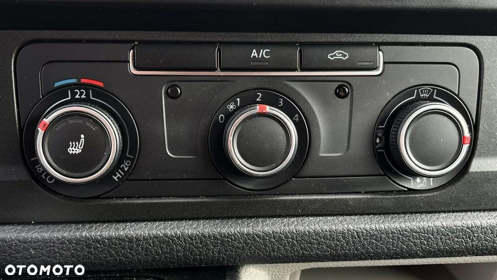 Volkswagen Transporter - 33