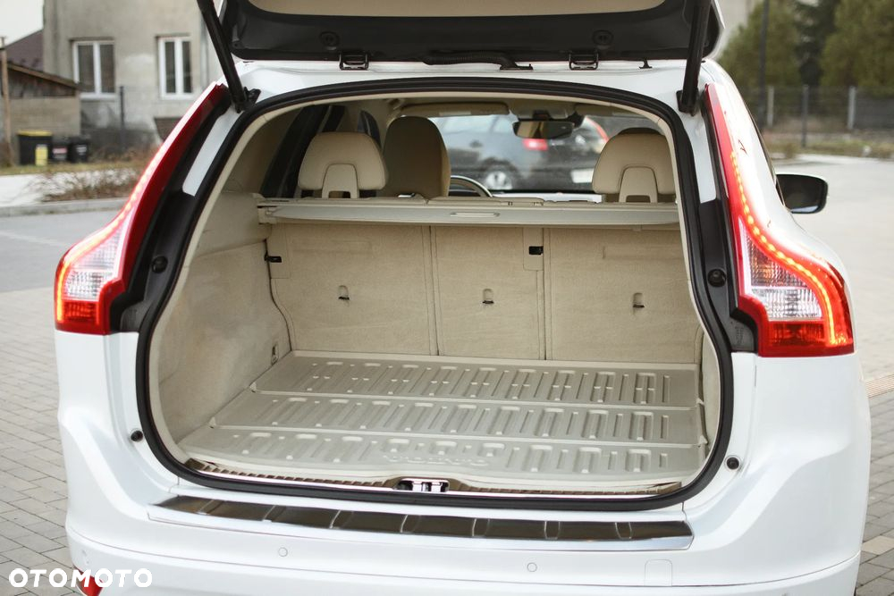 Volvo XC 60 - 11