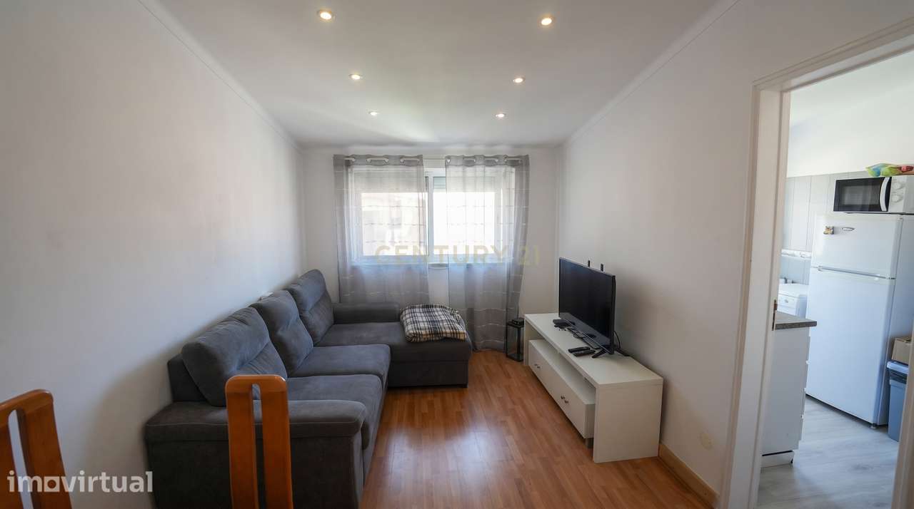 Apartamento T1 Mobilado em Almada - Grande imagem: 2/18