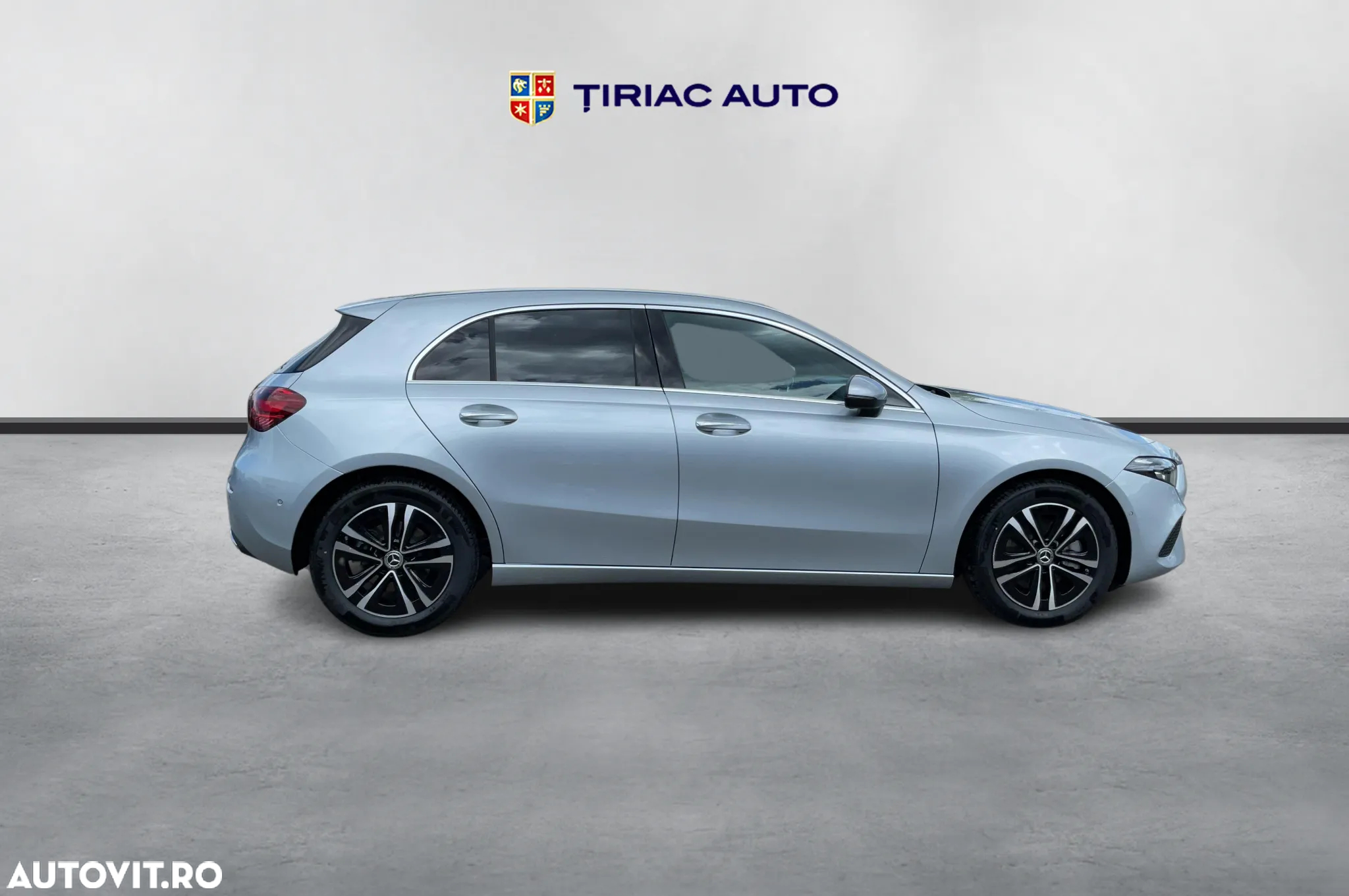 Mercedes-Benz A 220 4MATIC MHEV 8G-DCT - 6