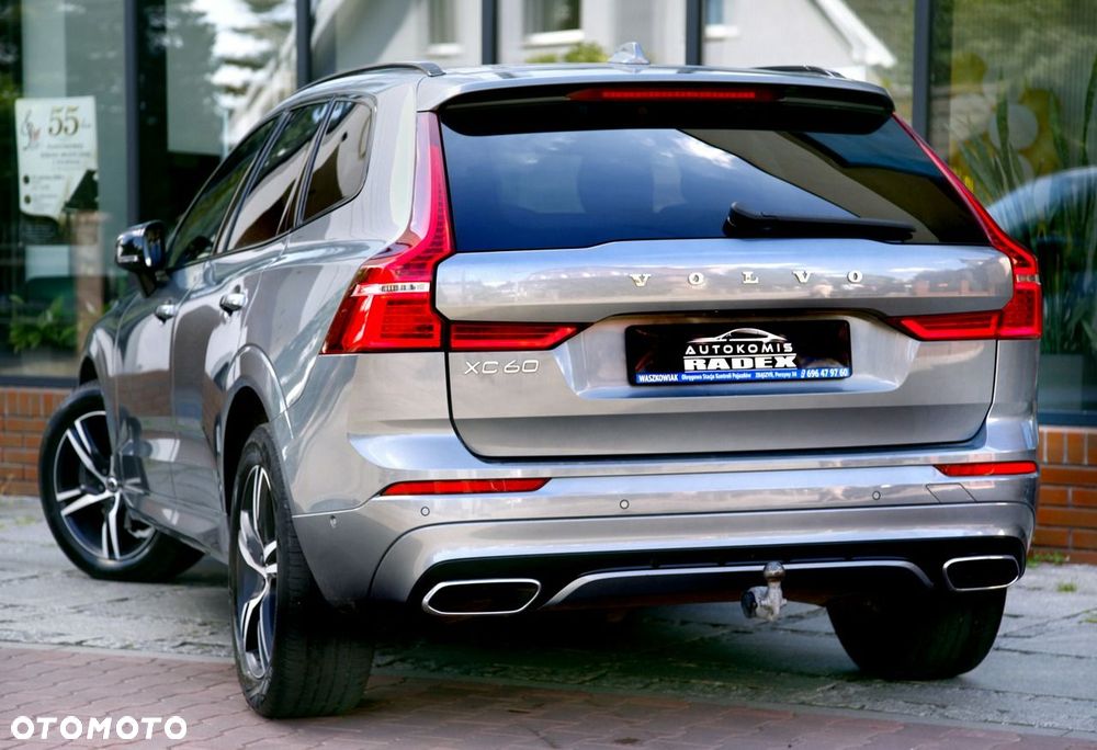 Volvo XC 60 D4 AWD R-Design - 9