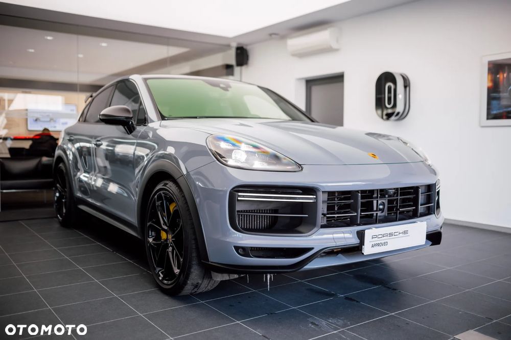 Porsche Cayenne Turbo GT - 7