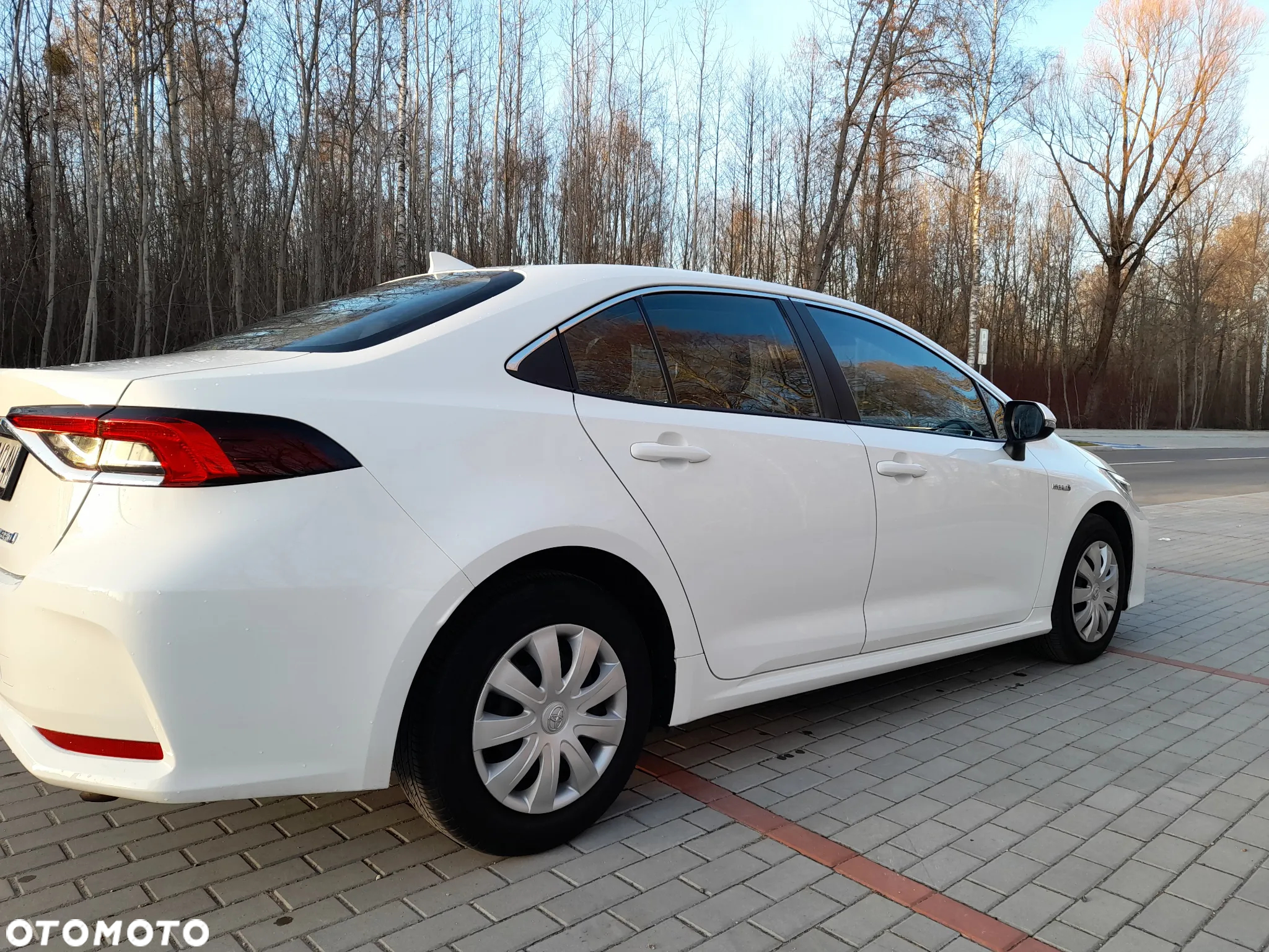 Toyota Corolla 1.8 Hybrid Active - 7
