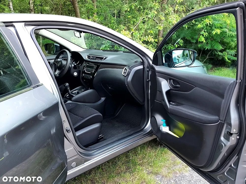 Nissan Qashqai 1.2 DIG-T Visia EU6 - 22