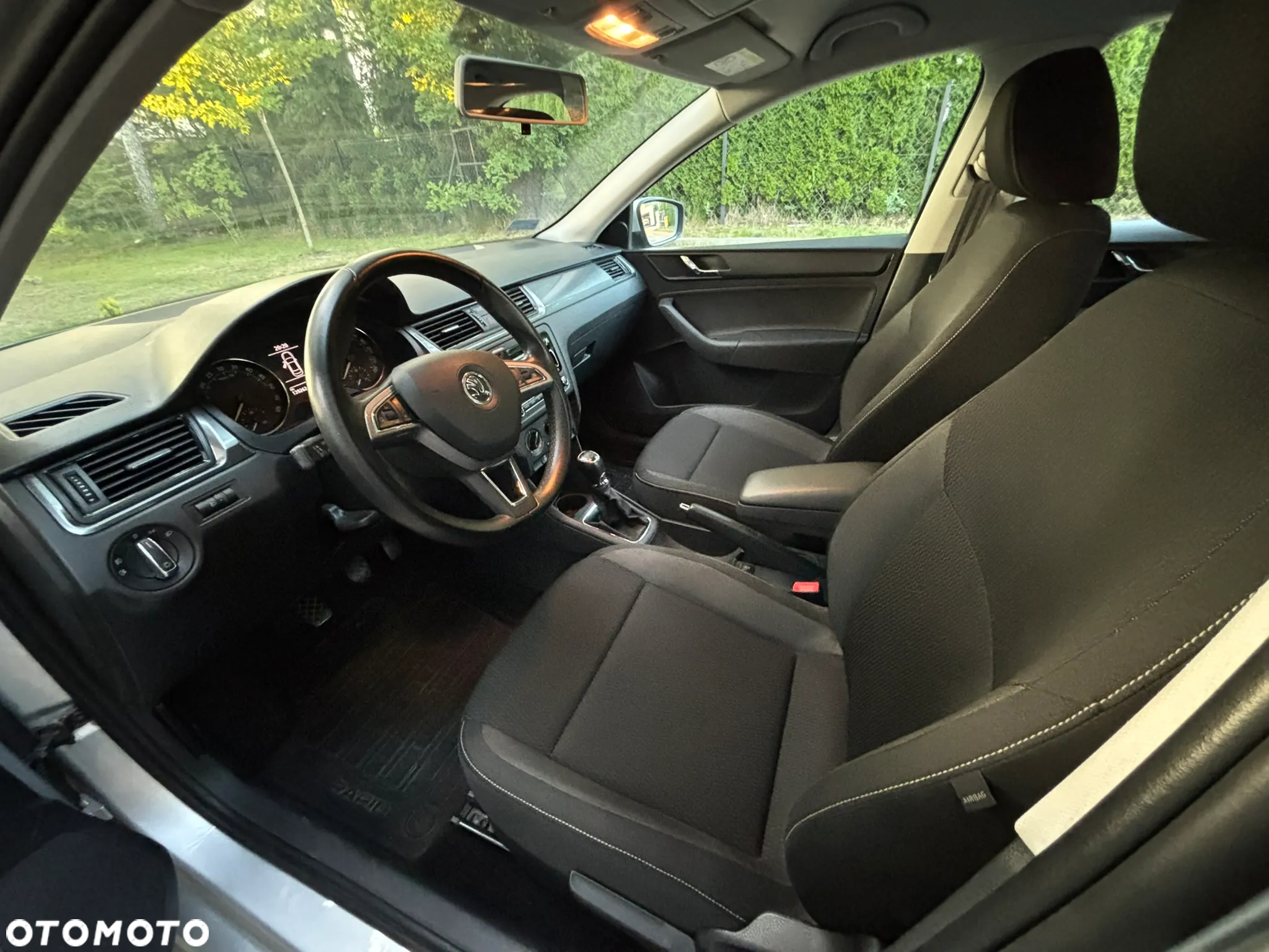 Skoda RAPID 1.6 TDI DPF Ambition - 12
