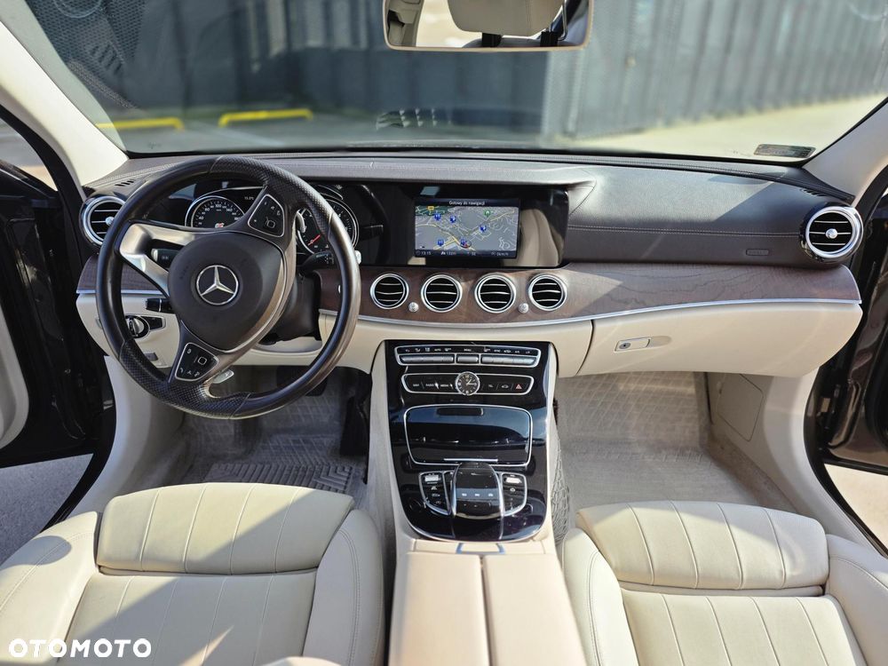 Mercedes-Benz Klasa E 220 d 9G-TRONIC - 6