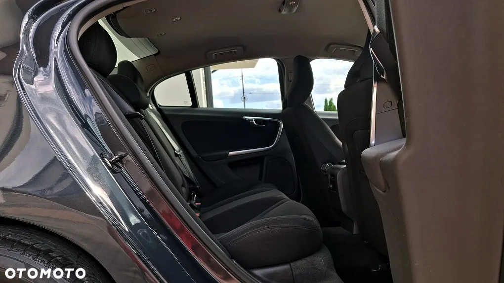 Volvo S60 - 13