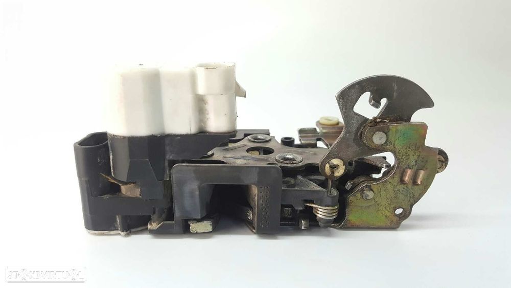 FECHADURA PORTA FRENTE ESQUERDA CHEVROLET TRANS SPORT BáSICO - 3