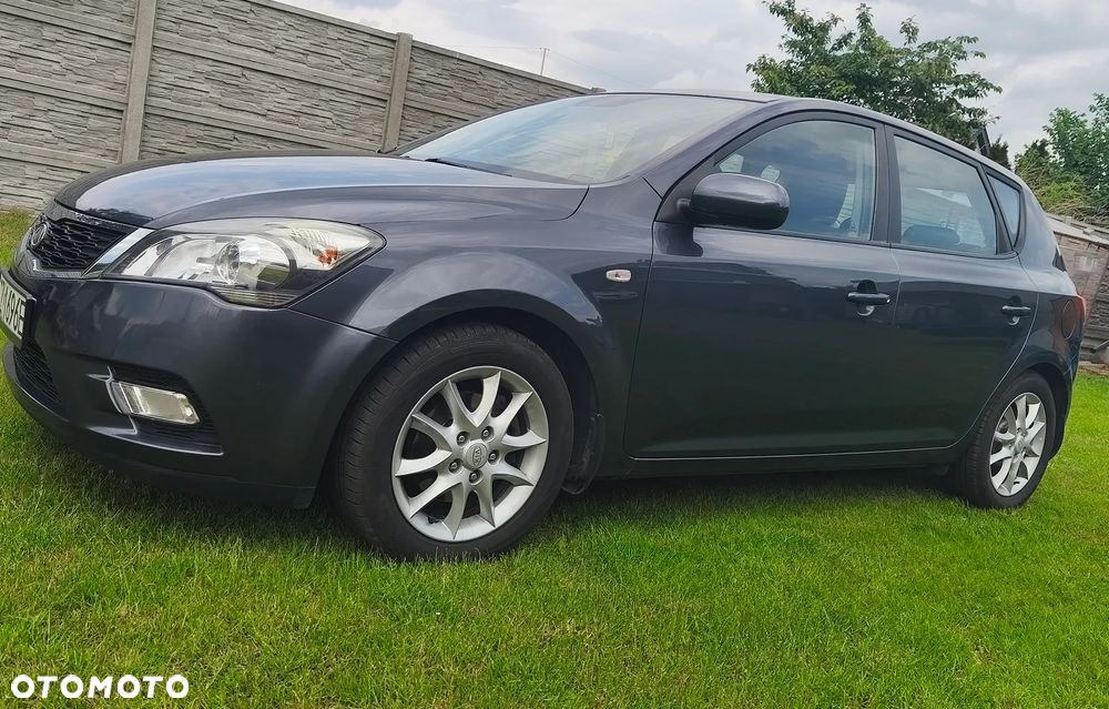 Kia Ceed 1.4 Comfort - 1