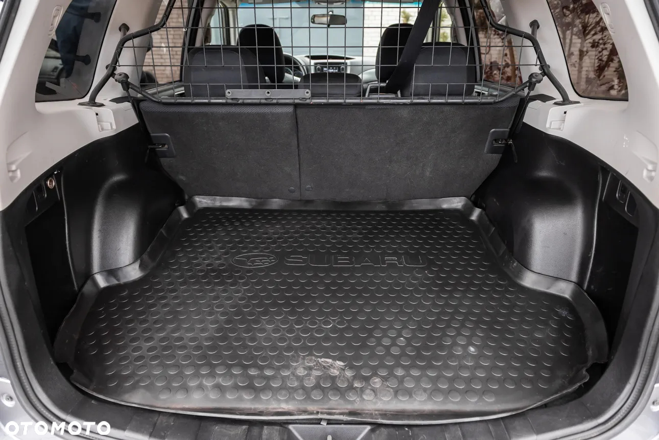 Subaru Forester 2.0X Trend - 28