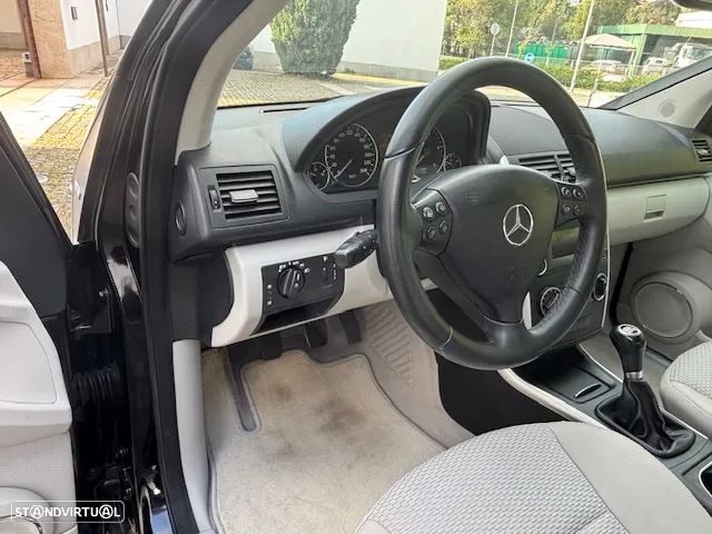 Mercedes-Benz A 180 CDI Avantgarde - 19