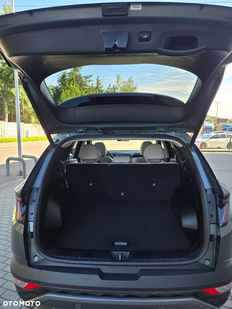 Hyundai Tucson 1.6 T-GDi HEV Platinum 4WD - 24