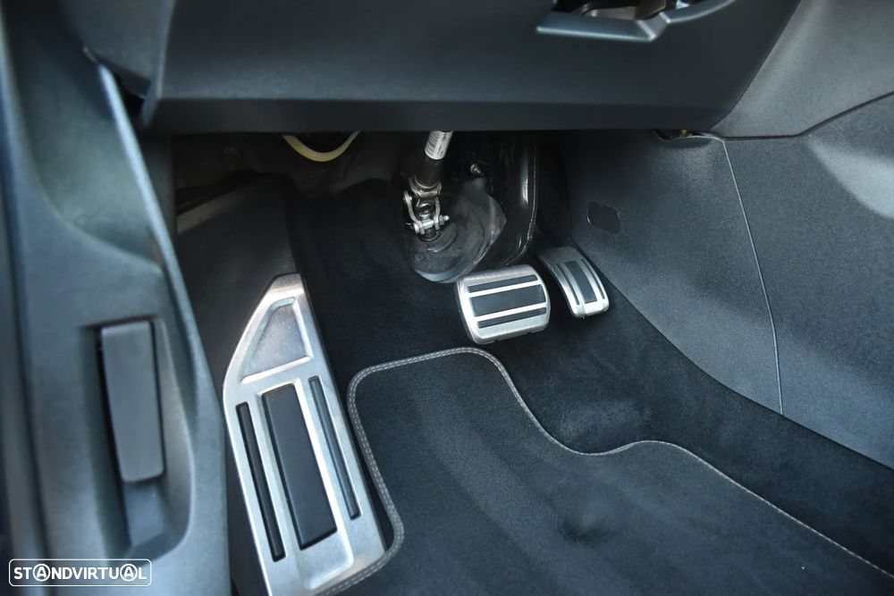 Peugeot 3008 1.5 BlueHDi GT Line Baixo Consumo EAT8 - 15