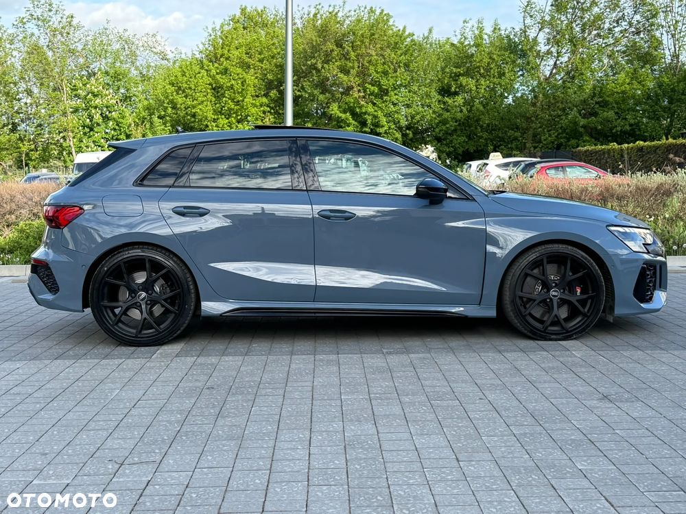 Audi RS3 Sportback - 4
