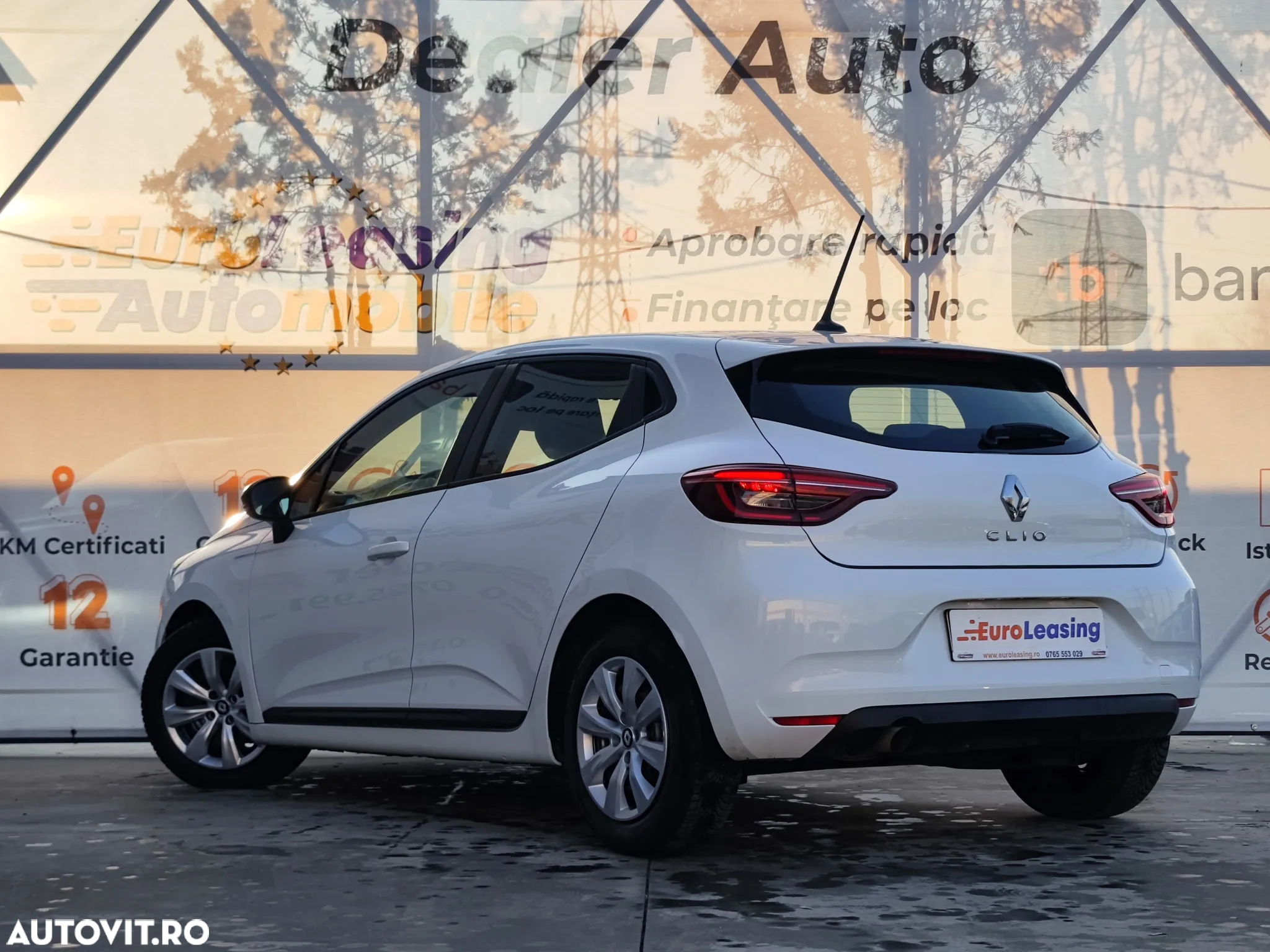 Renault Clio - 7