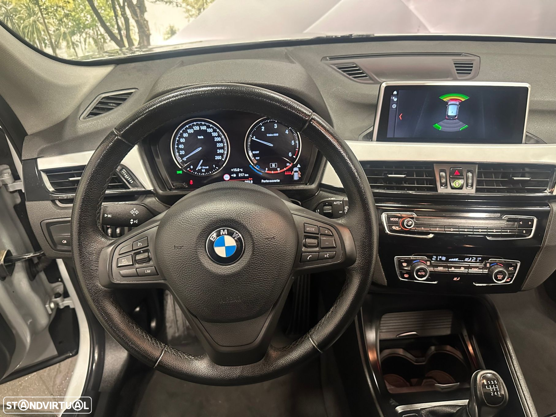 BMW X1 16 d sDrive Advantage - 53