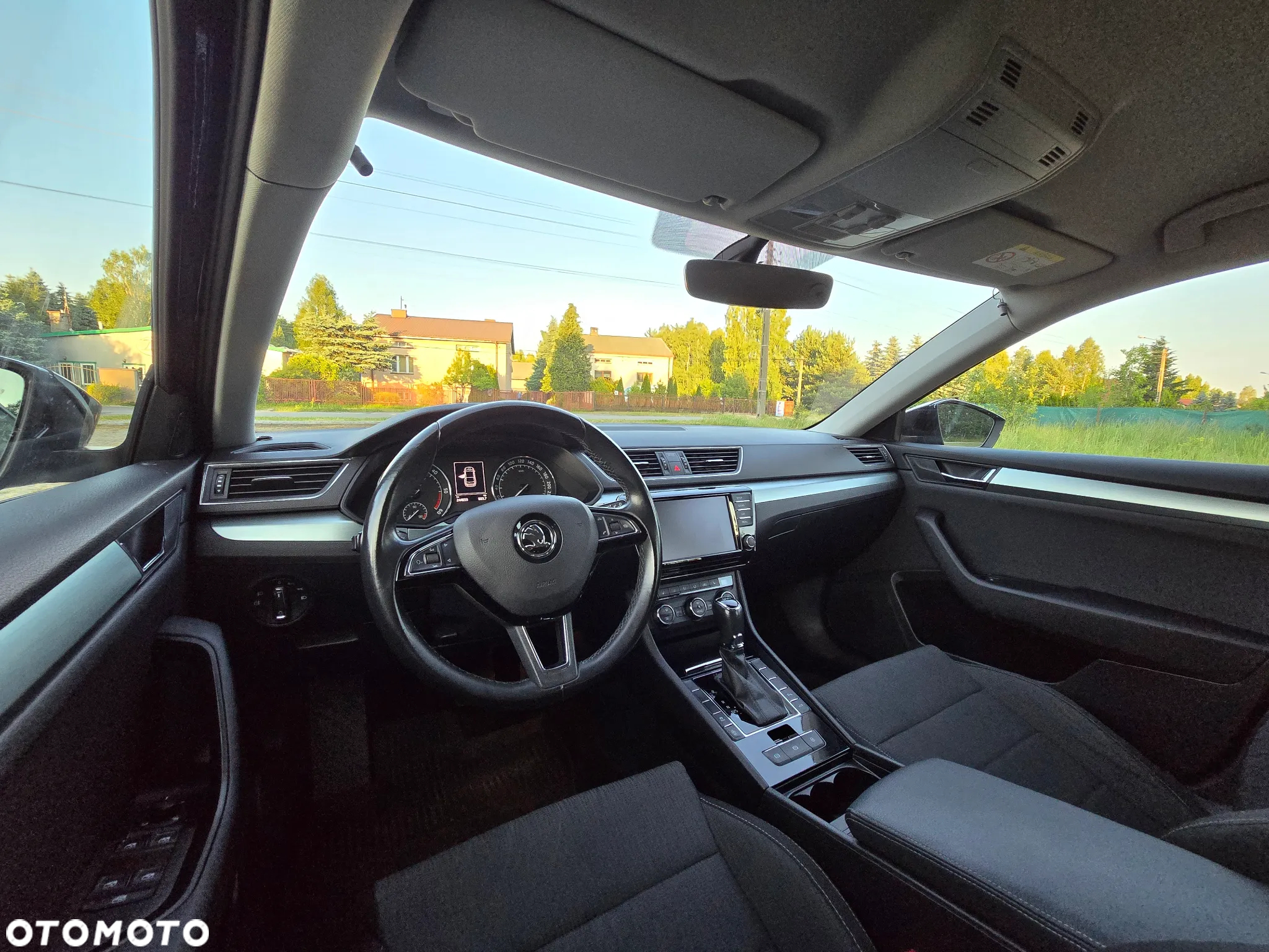 Skoda Superb 2.0 TDI Style DSG - 21