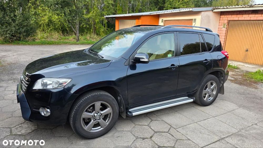 Toyota RAV4 2.2 D-4D Premium - 1