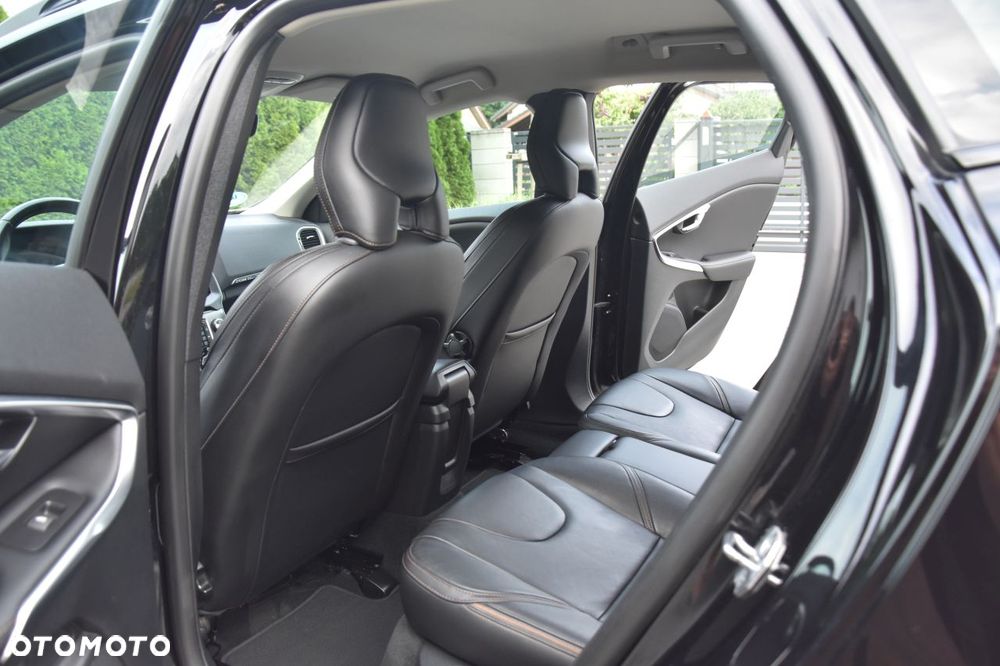 Volvo V40 Cross Country D2 Geartronic Summum - 15