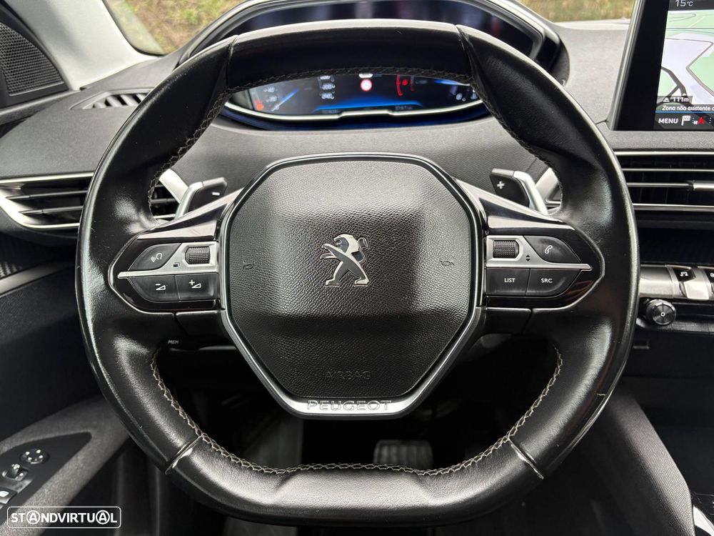 Peugeot 3008 1.5 BlueHDi GT Line EAT8 - 24