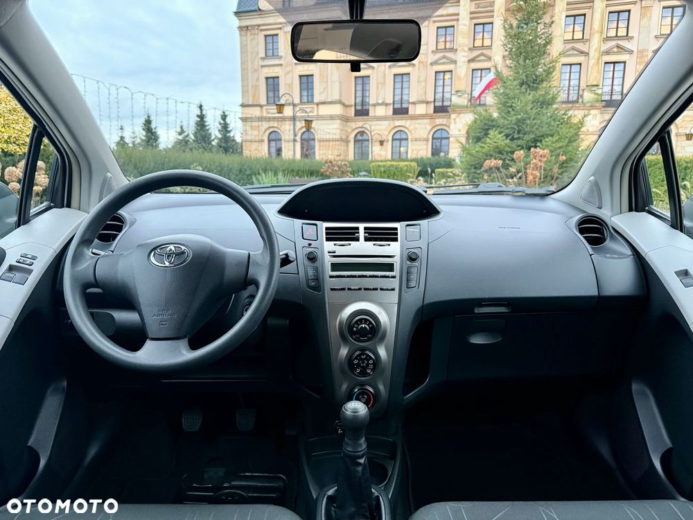 Toyota Yaris 1.0 Luna Start - 5