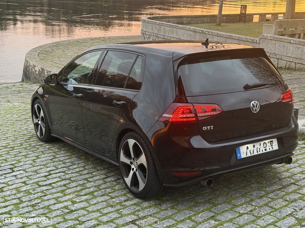 VW Golf 2.0 TSi GTi DSG - 3